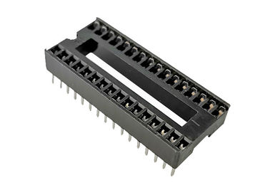 gegenwärtige Bewertung des 1.778mm Neigung IC-Sockel BAD quadratische Loch Pin-Titel-Verbindungsstück-3A