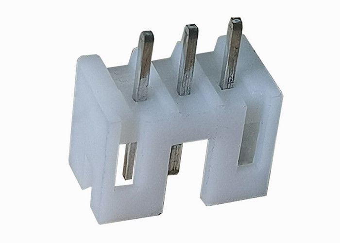 2,0 Millimeter Neigungs-des rechtwinkligen Titel-Verbindungsstück-weibliche PA6T Isolator-Material-